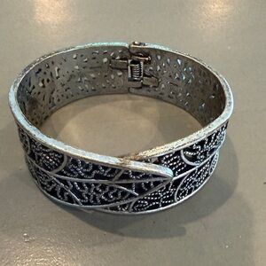 Elegant Silver Bracelet